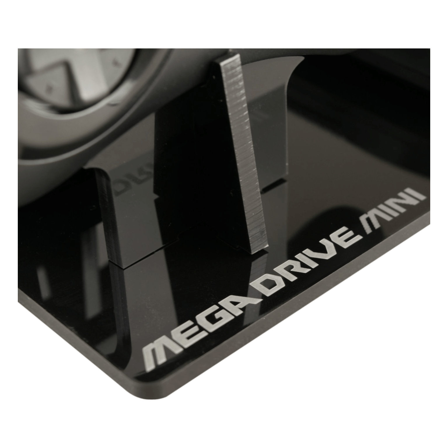 Displai Pro stand for Sega Mega Drive Mini holder console & controllers - Crystal Black | Rose Colored Gaming