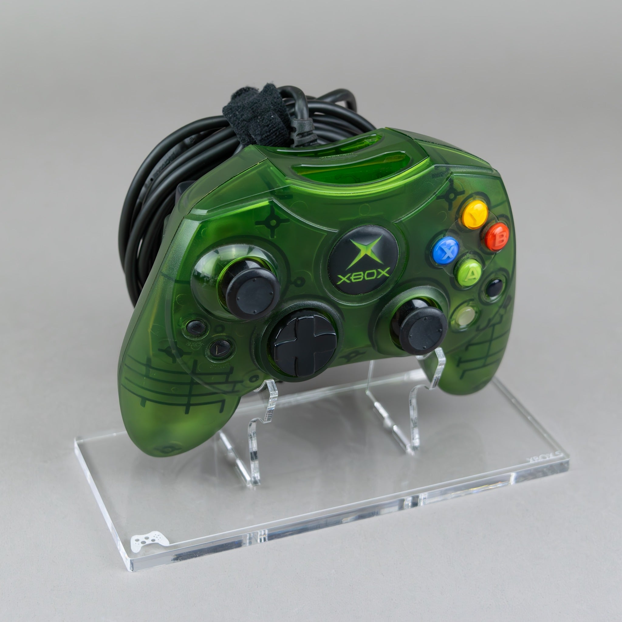 Display stand for original Xbox S controller OG - Crystal Clear | Rose Colored Gaming