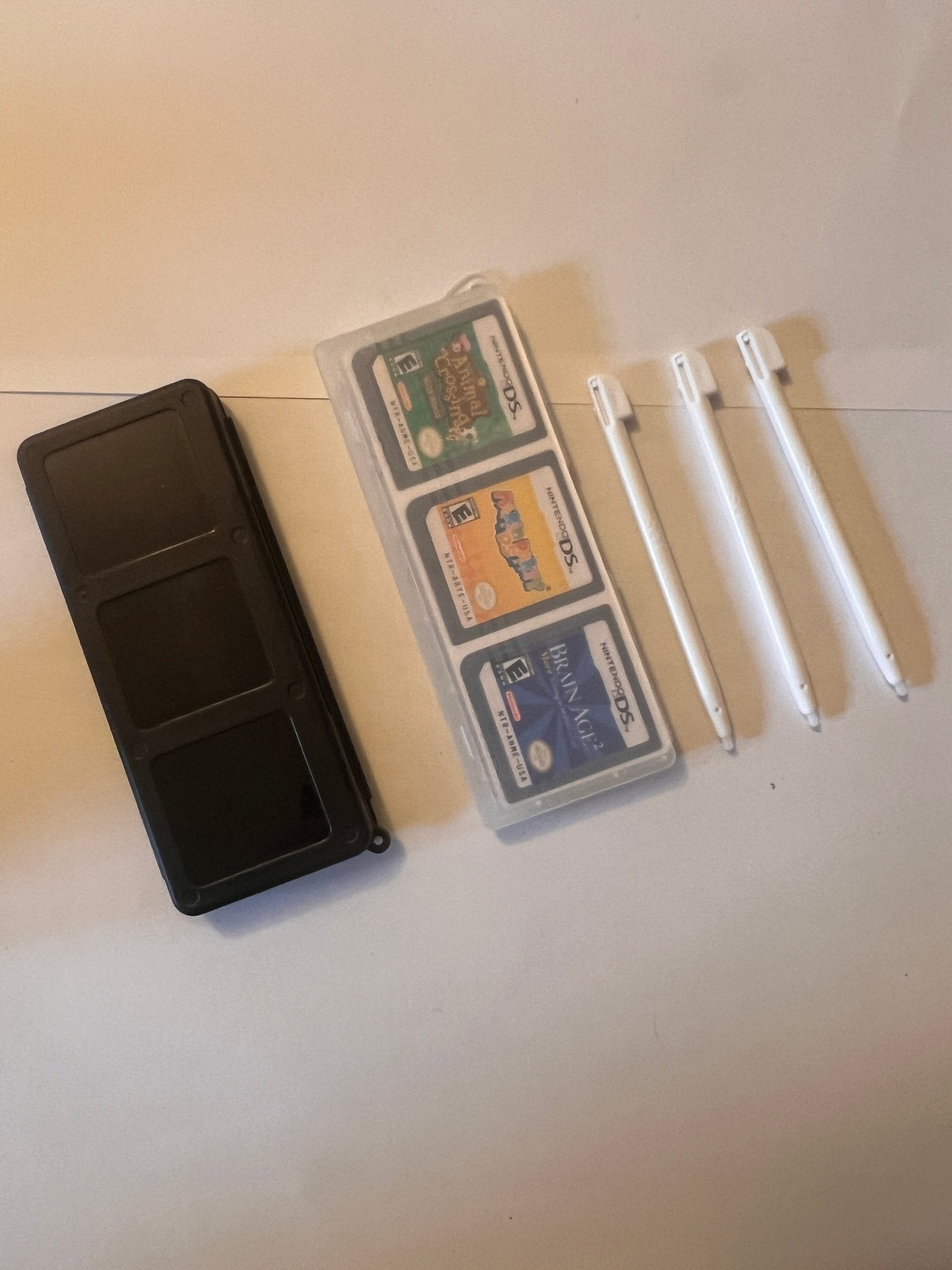 Mixed storage cases and stylus clearance - 1