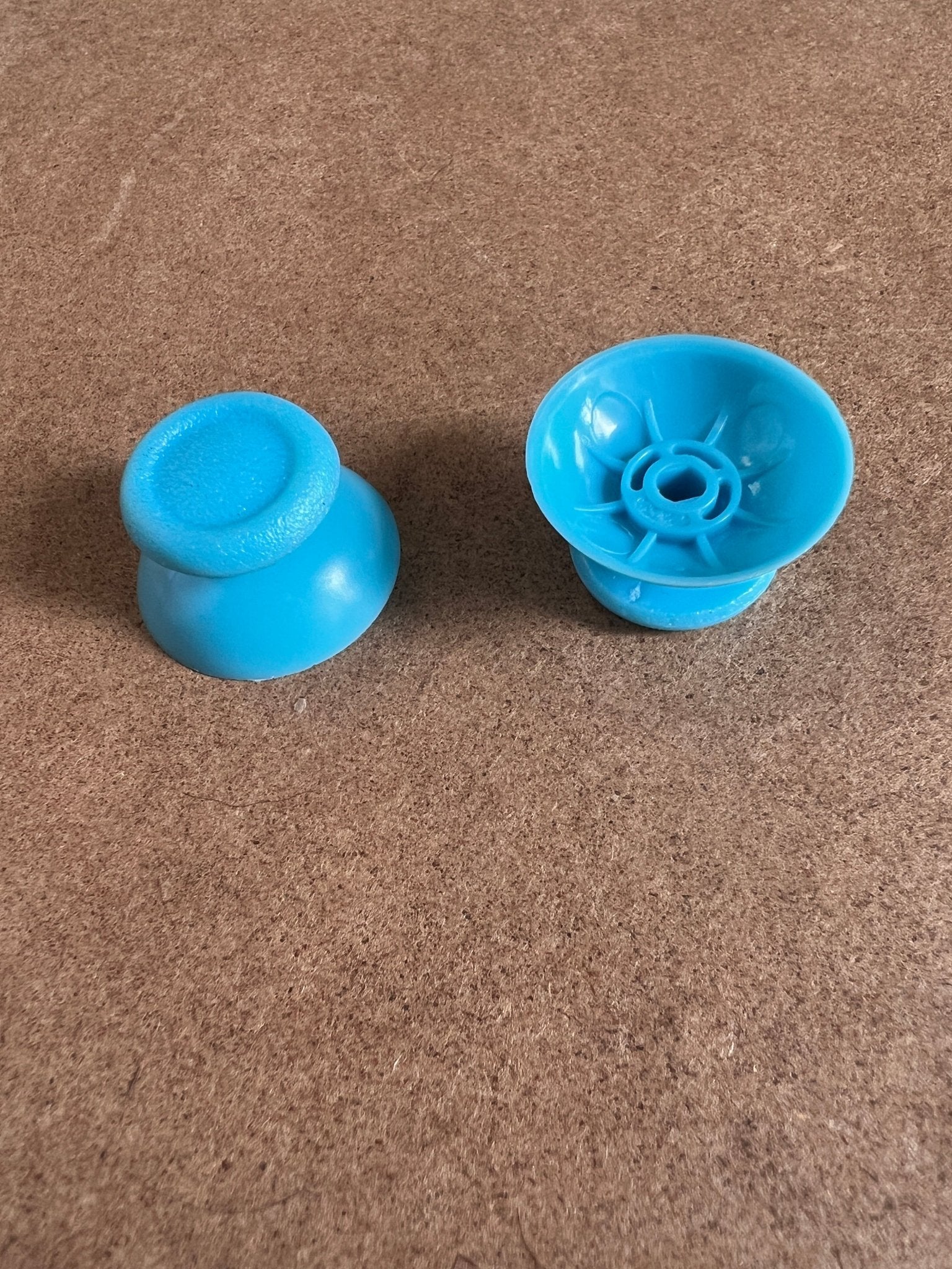 Thumbsticks for PS4 controller clearance light blue - 1