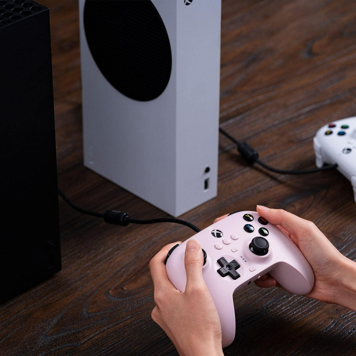 Ultimate wired controller for Xbox Series X|S, Xbox One & Windows - officially licensed - Pink | 8BitDo