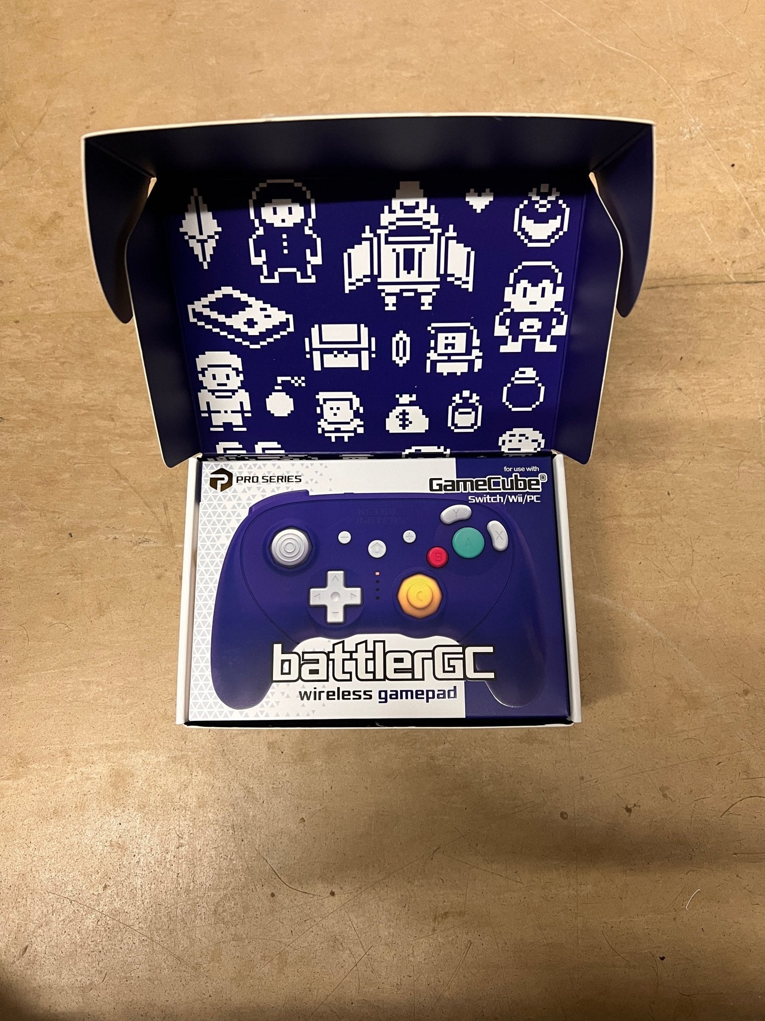 Battler GC pro controller for GameCube purple - seconds/ imperfect | Retro Fighters - 1