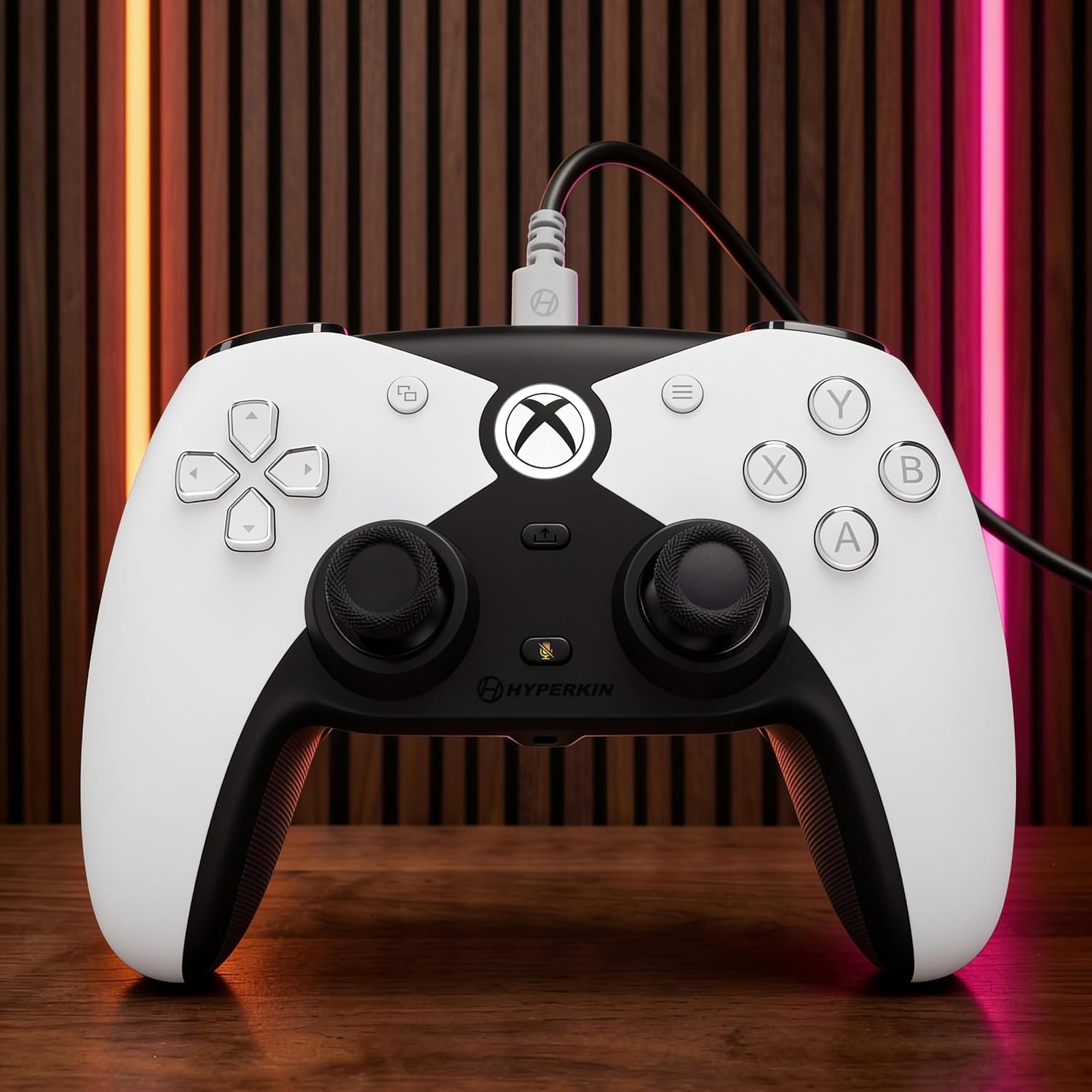 Competitor wired controller for Microsoft Xbox one & Series S|X | Hyperkin - 4