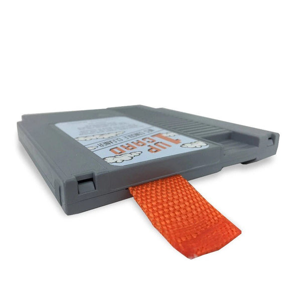Console Cleaner 72 pin for Nintendo NES console | 1UPcard