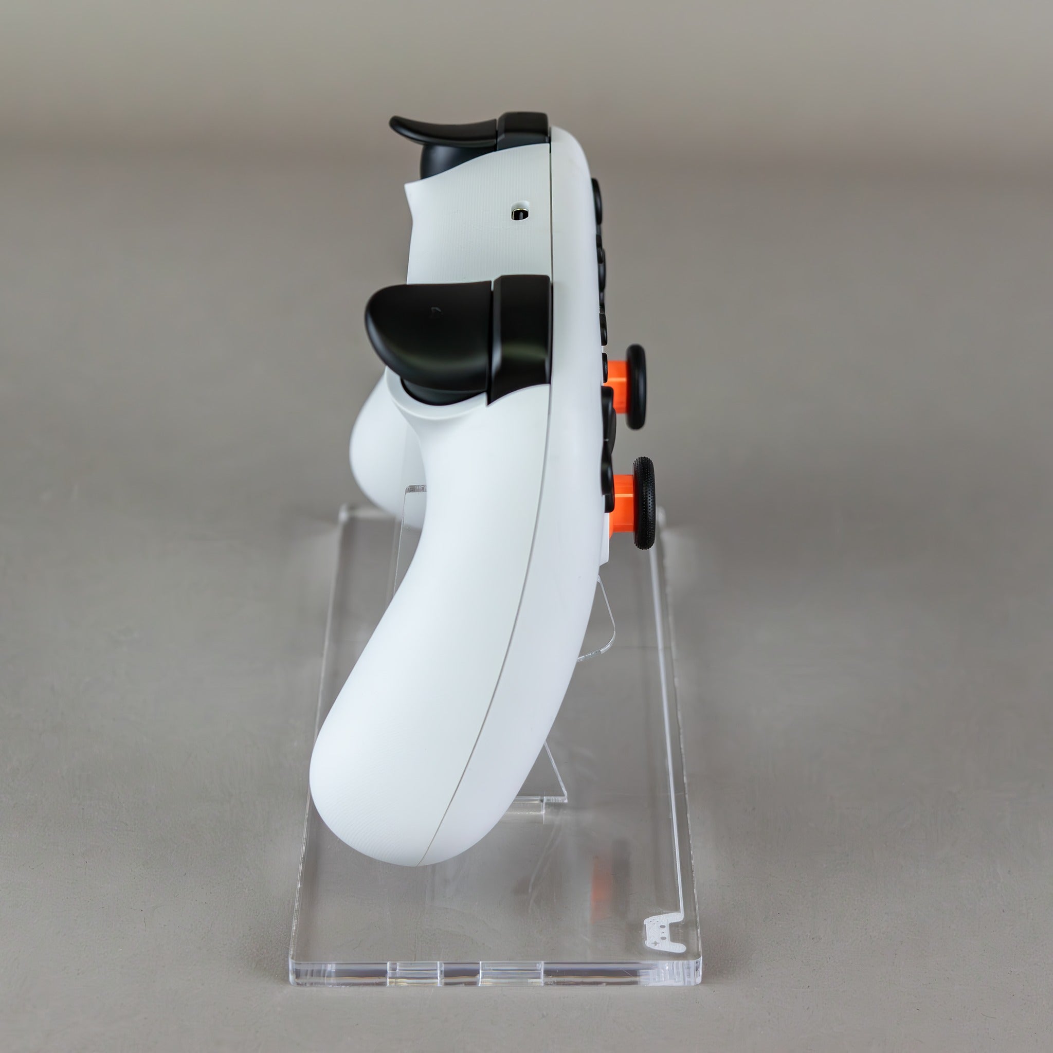 Display stand for Google Stadia controller - Crystal Black | Rose Colored Gaming - 4