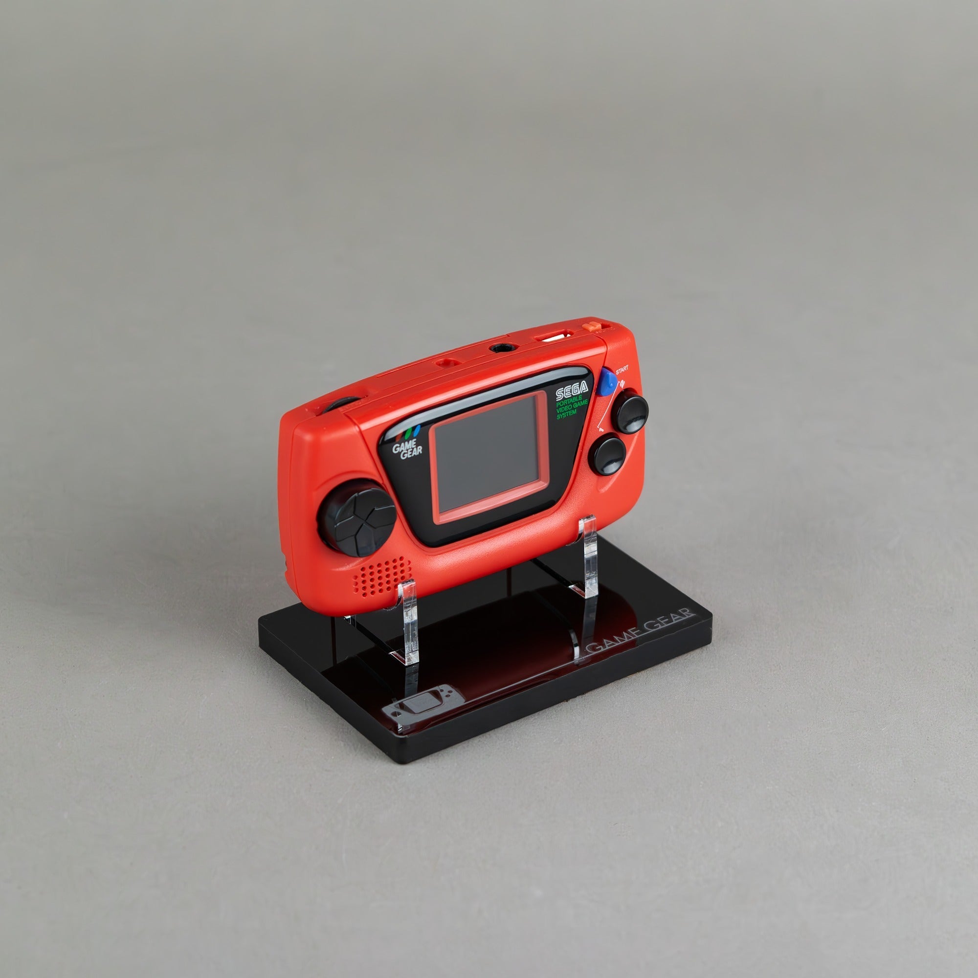 Display stand for Sega Game Gear Mini - Crystal black | Rose Colored Gaming - 2