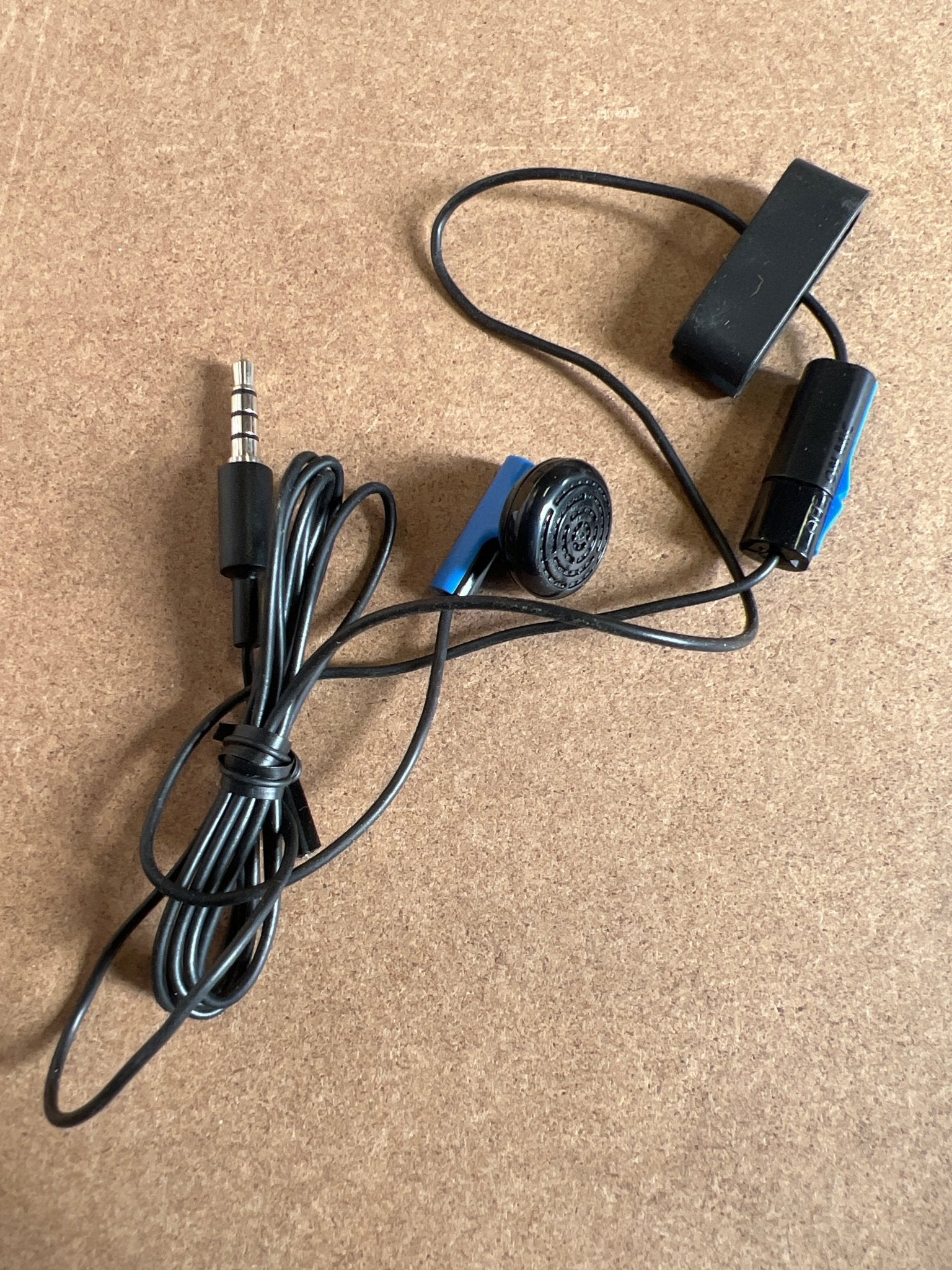Earbud microphone headset for PS Vita clearance - 1