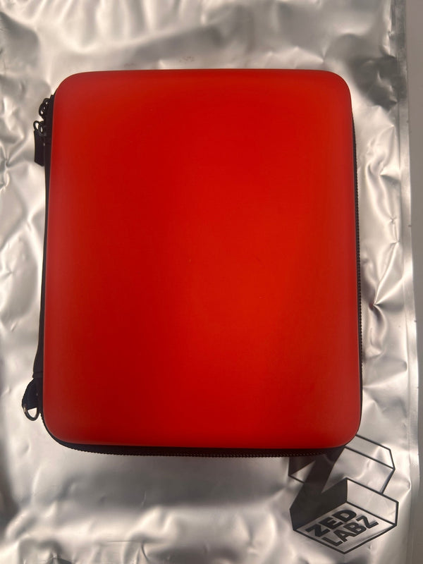 Eva travel case for Nintendo 2DS - Red | ZedLabz - 1