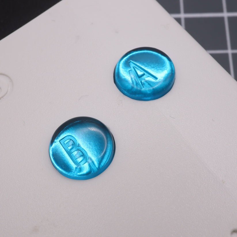 Hand cast custom resin buttons for Nintendo Game Boy Color (GBC CGB) - Chrome blue | Lab Fifteen Co - 4