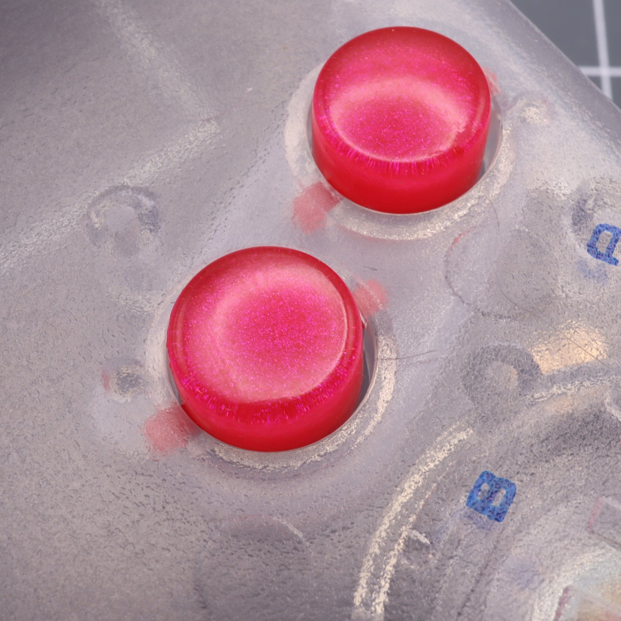 Hand cast resin buttons for Nintendo Game Boy Original DMG-01 (Game Boy Classic) - Raspberry candy | Lab Fifteen Co - 9