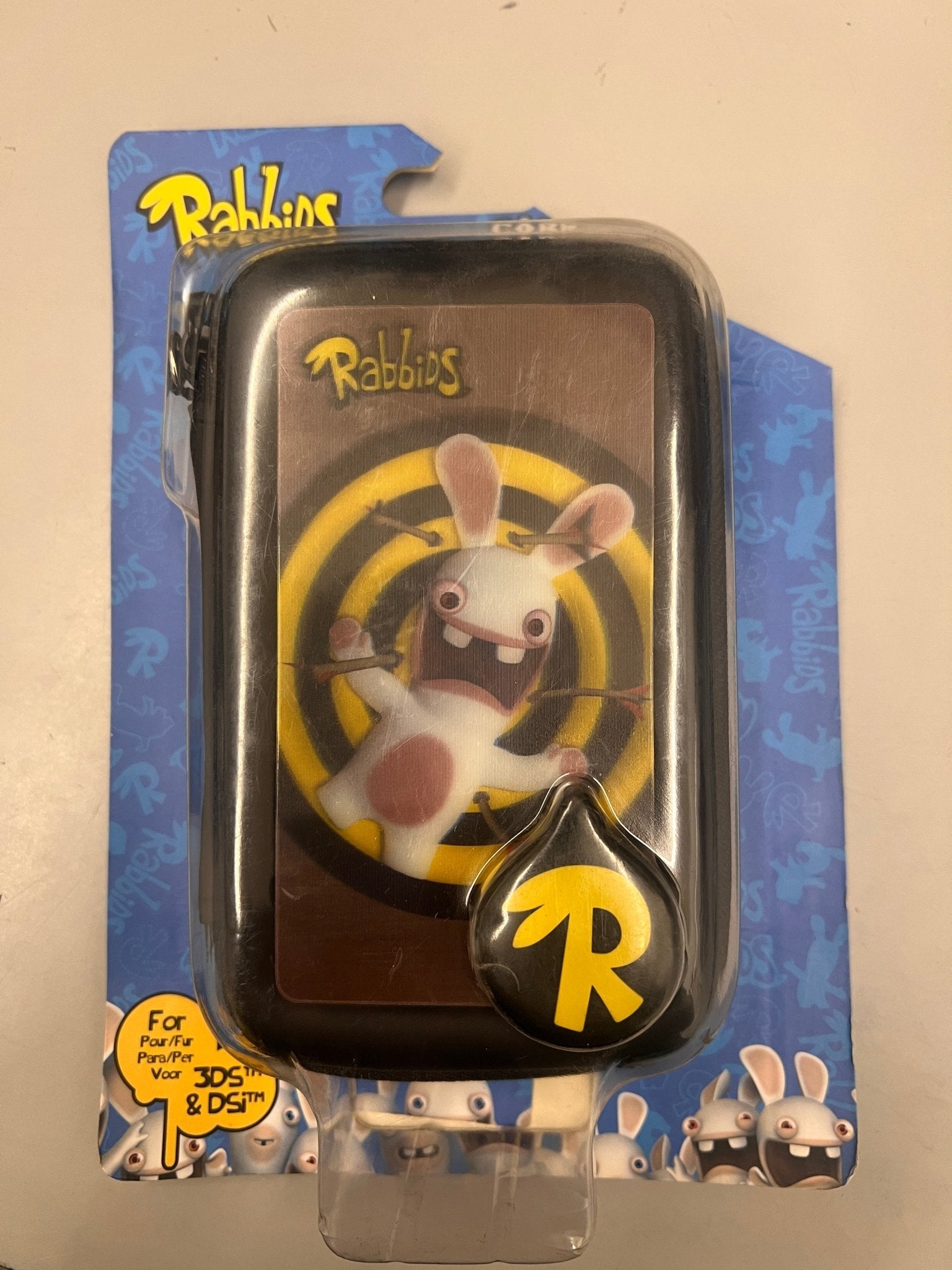 Hard Travel bag for 3DS / DSi Rabbids clearance damaged packaging - 1