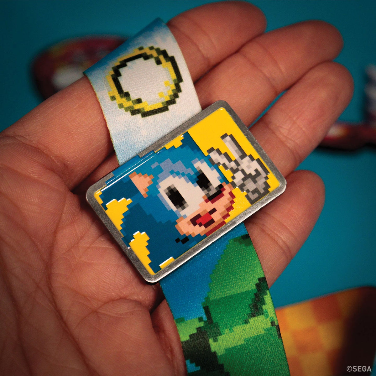Sonic the Hedgehog Lanyard & Pin Badge Set | Fanattik