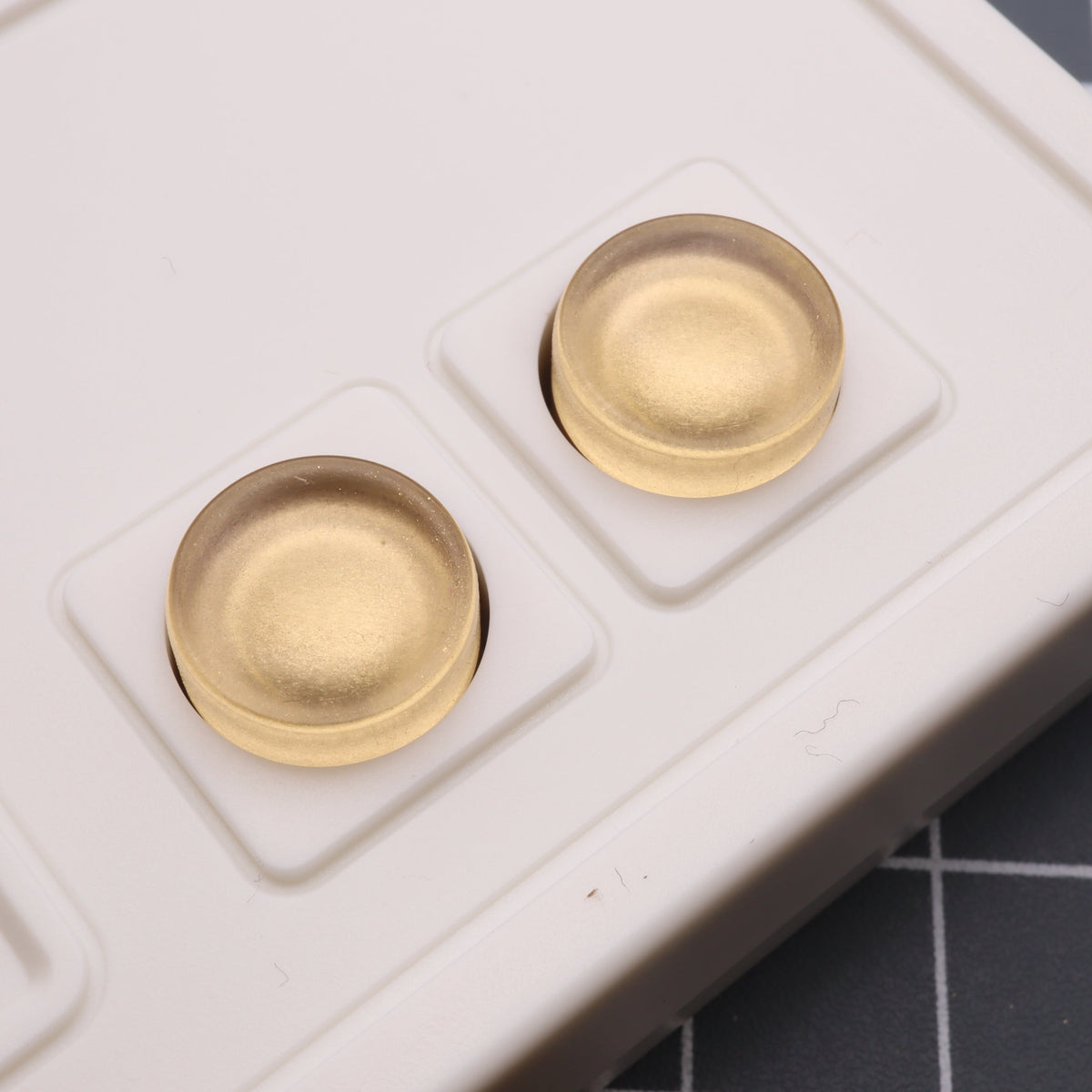 Hand cast custom resin buttons for Nintendo NES controller NES-004 (also fits Game Boy DMG-01) - Metallic Gold | Lab Fifteen Co