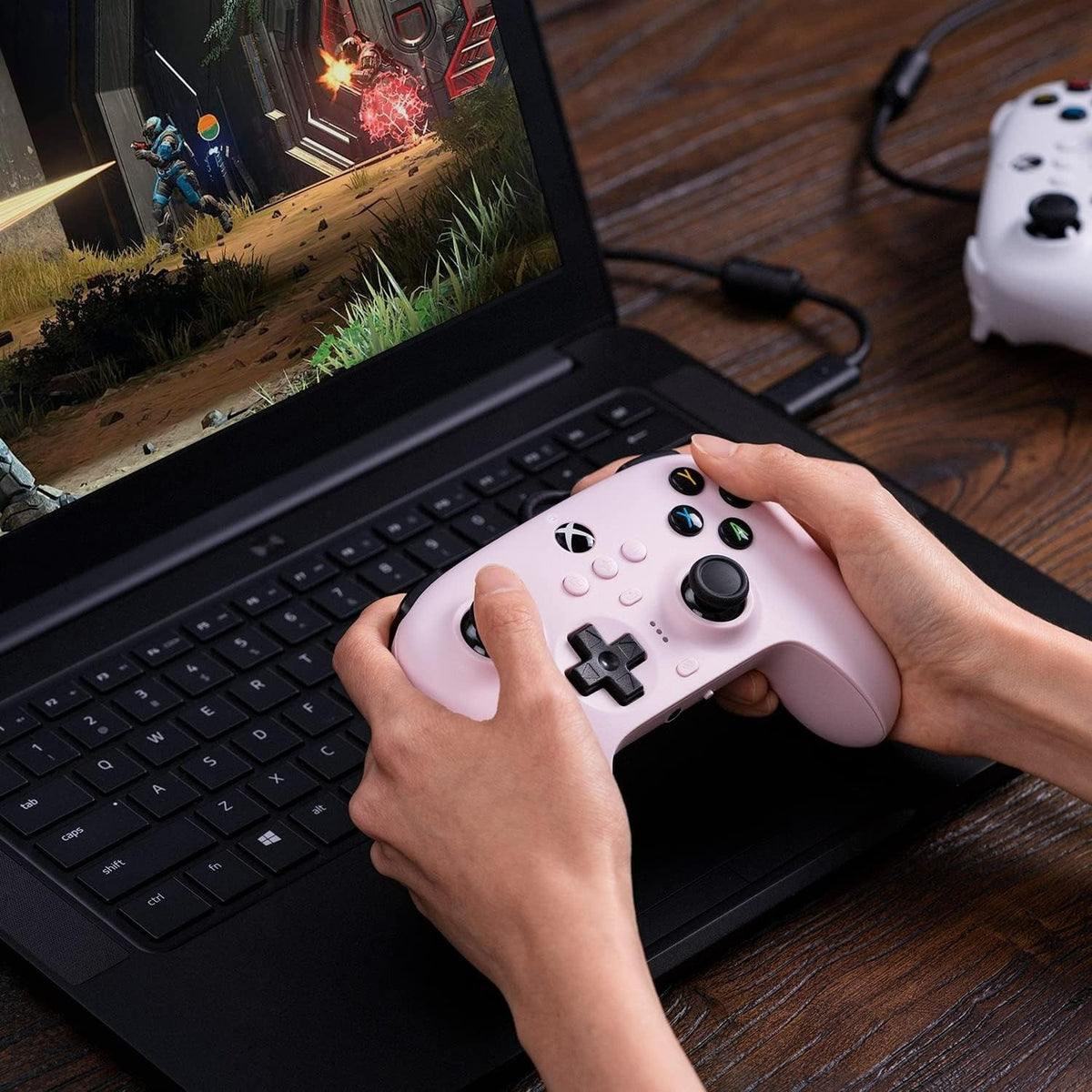 Ultimate wired controller for Xbox Series X|S, Xbox One & Windows - officially licensed - Pink | 8BitDo