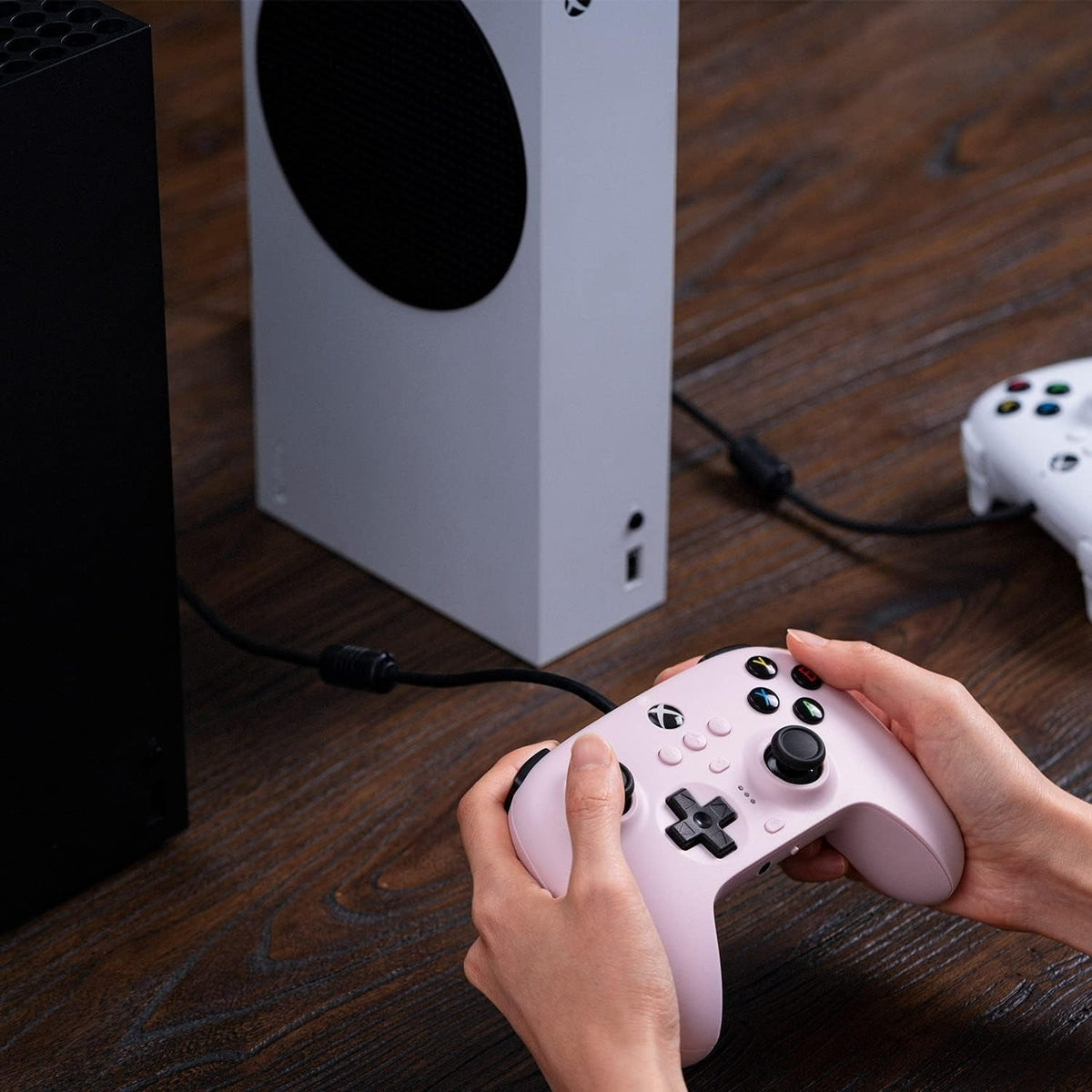 Ultimate wired controller for Xbox Series X|S, Xbox One & Windows - officially licensed - Pink | 8BitDo