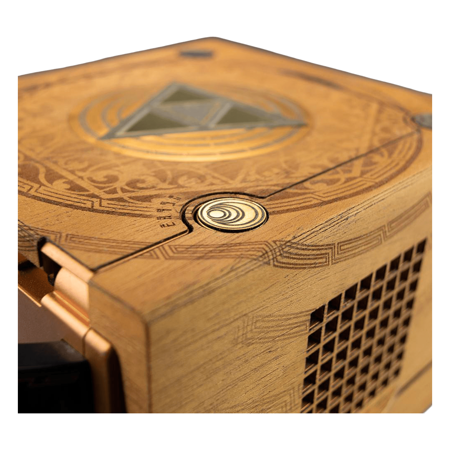 Real wood veneer kit for Nintendo GameCube console - Zelda KoroKube Edition **PRE - ORDER** | Rose Colored Gaming - 6